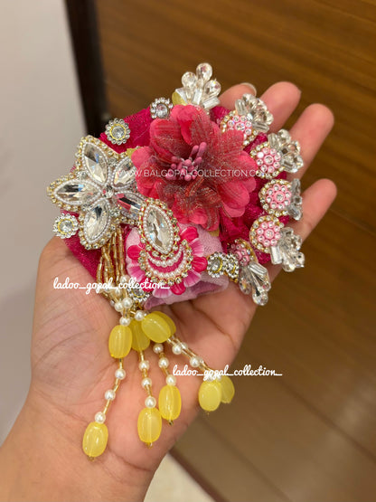 Madhav Poshak for laddu gopal