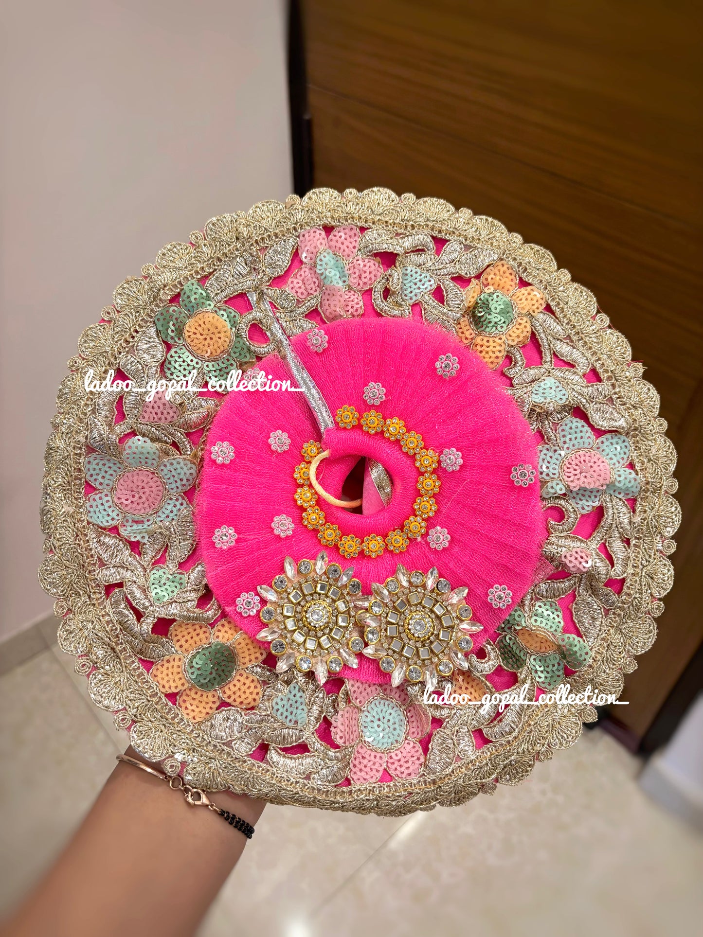 Manmohana Poshak for laddu gopal