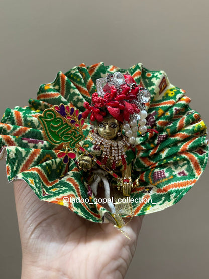 Summer green dress for laddu gopal